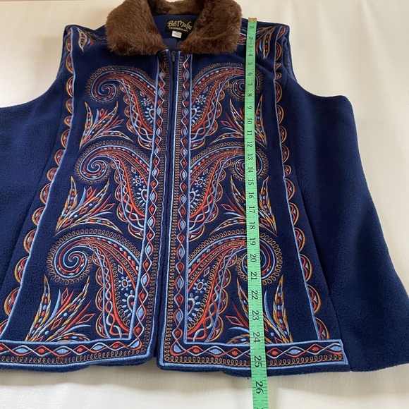 Bob Mackie Women Fleece Vest XL Faux Fur Collar Paisley Boho Western Embroidered - Picture 10 of 12